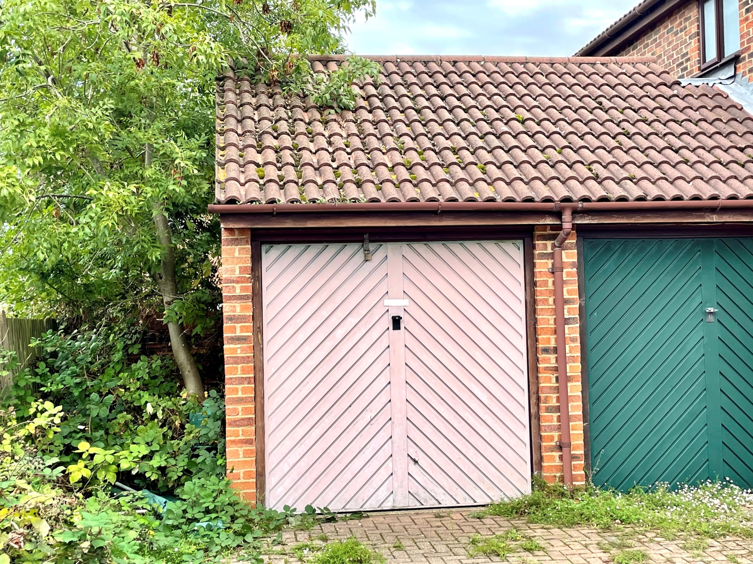 Denham Road, Egham, Surrey, TW20 Nevin And Wells